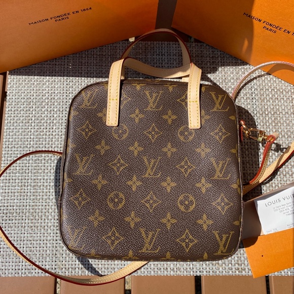 Louis Vuitton Spontini - Picture 2 of 13